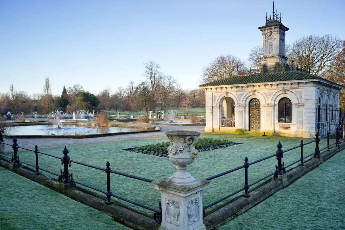 Kensington Gardens Italian Gardens frost