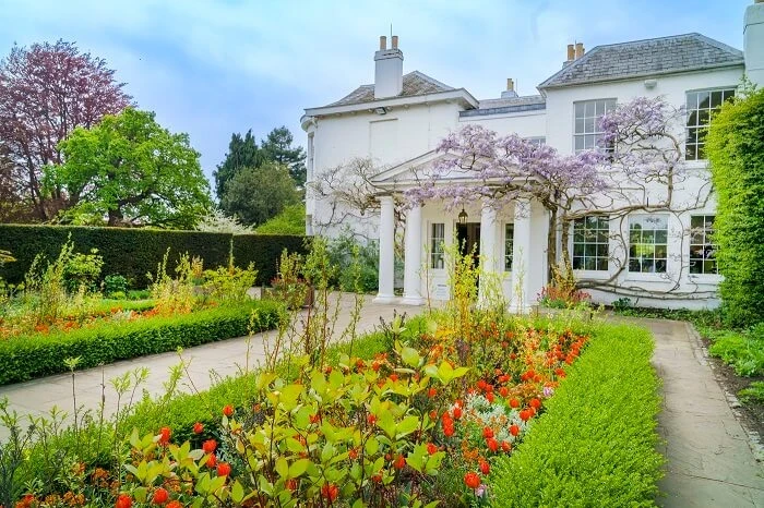 Pembroke Lodge in spring