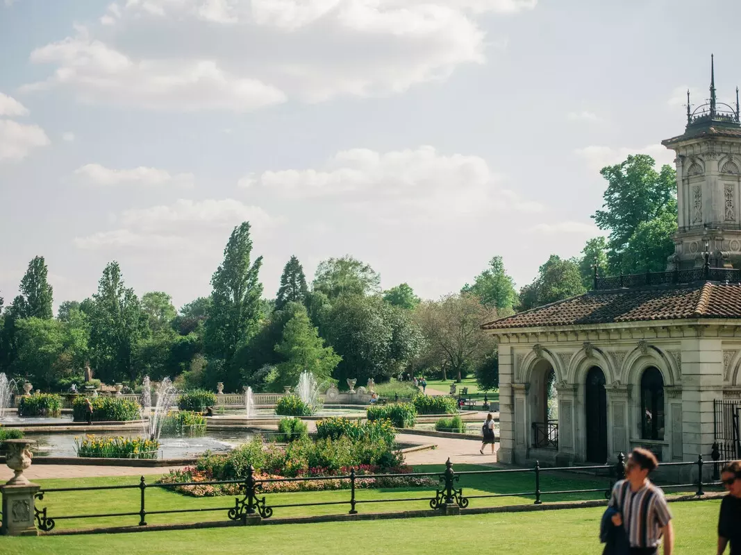 Italian Gardens in Kensington Gardens in spring