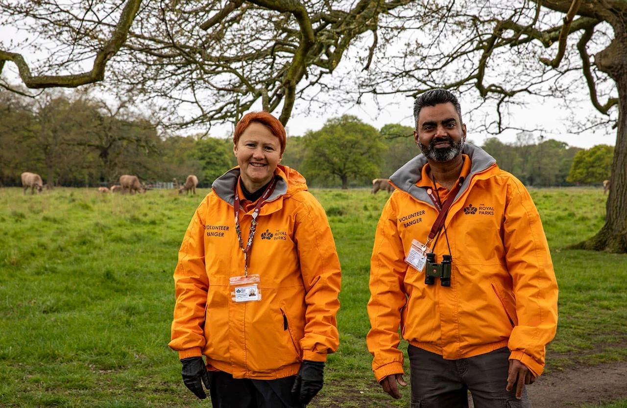 Volunteer Rangers Anne Scoggins and Jignesh Jani in Bushy Park