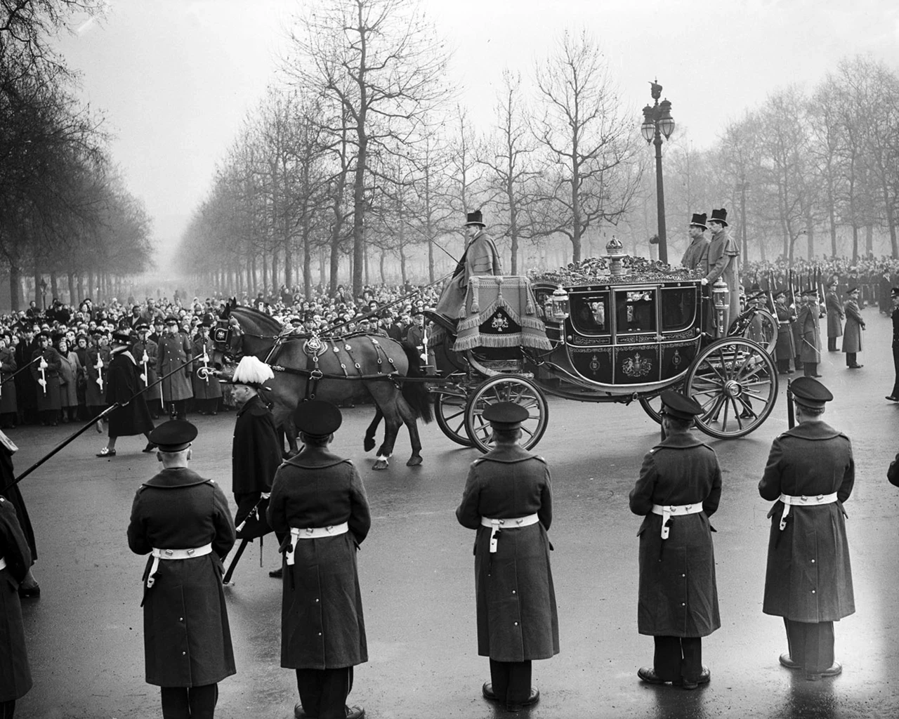 The Royal carriage travels through Hyde Park during the funeral of King George VI