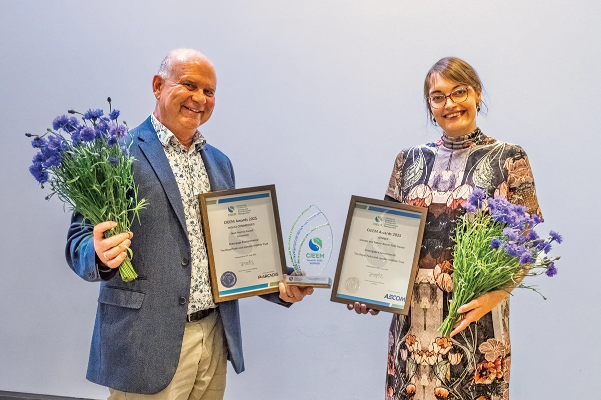 Alister Hayes and Sarah Ive receiving CIEEM award