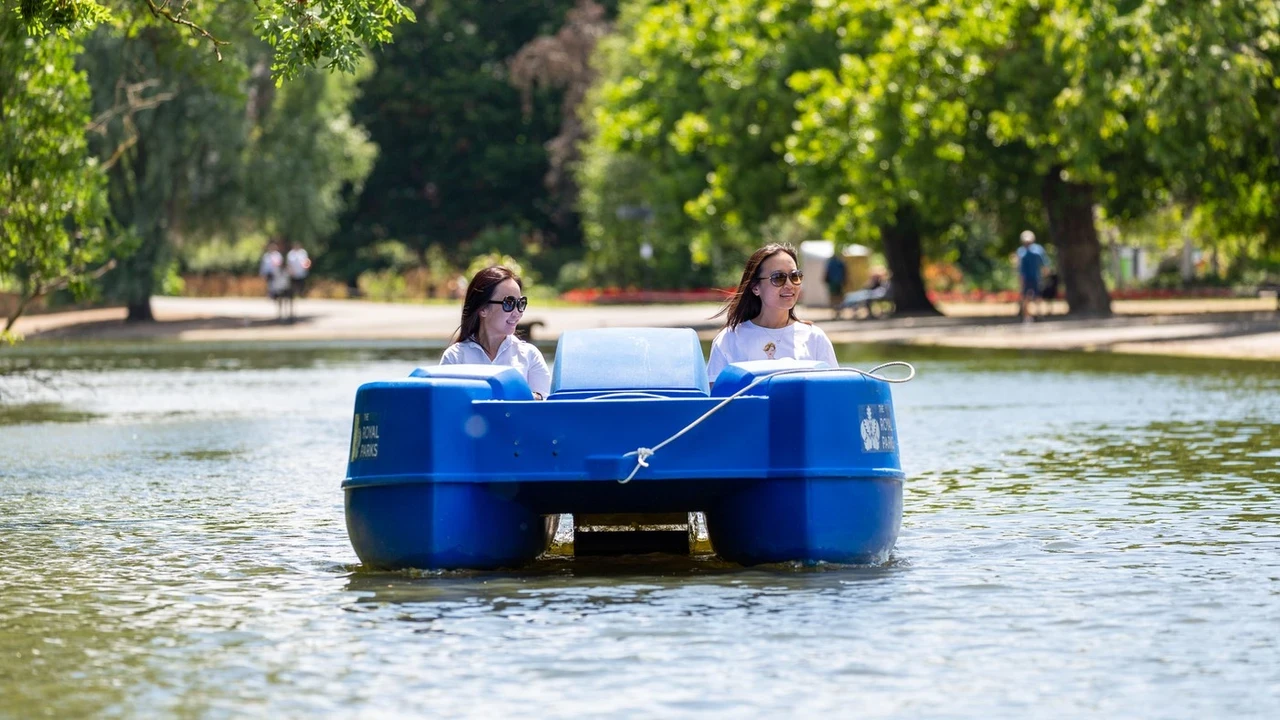 Boating in The Regent's Park