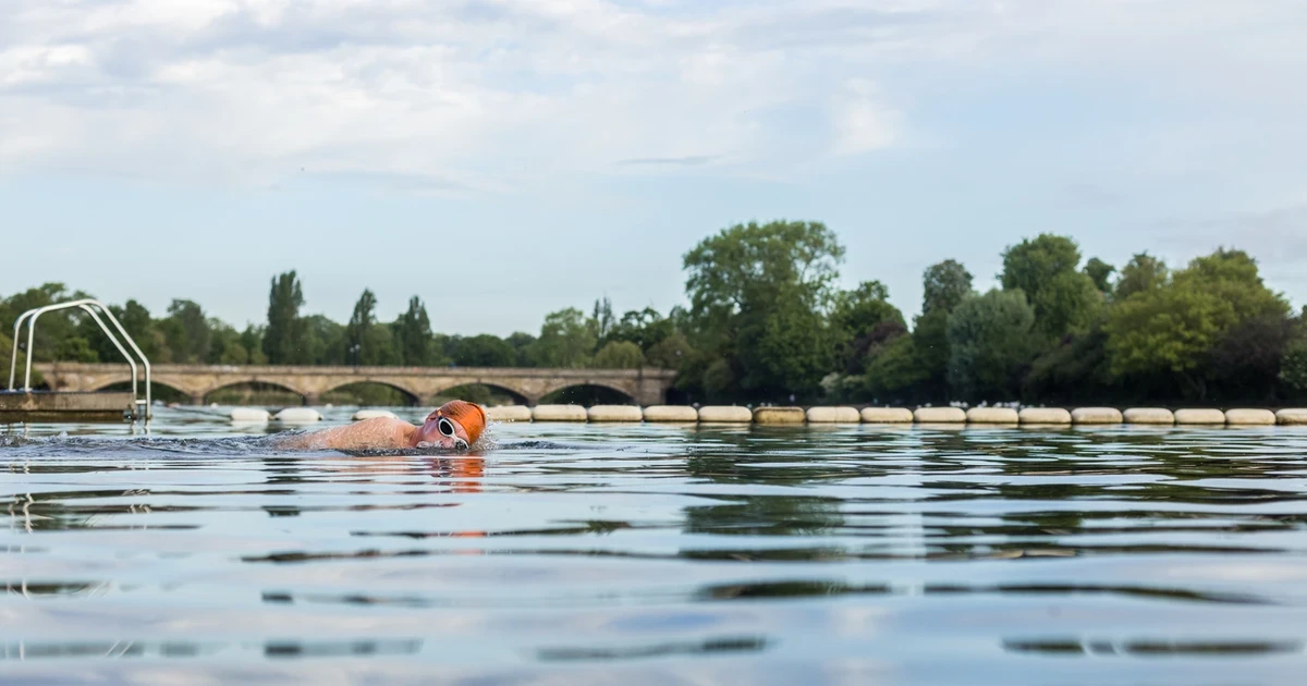 Swimming at the Lido